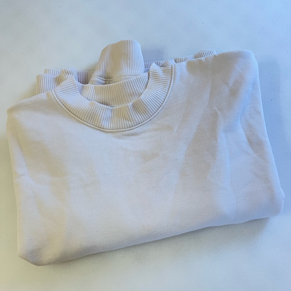 Target cream pullover sweatshirt